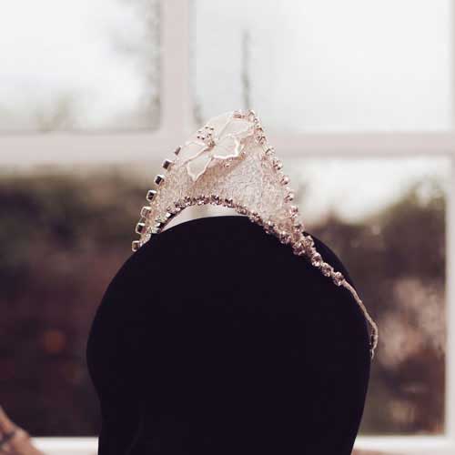 Traditional Diamantè Flower Tiara